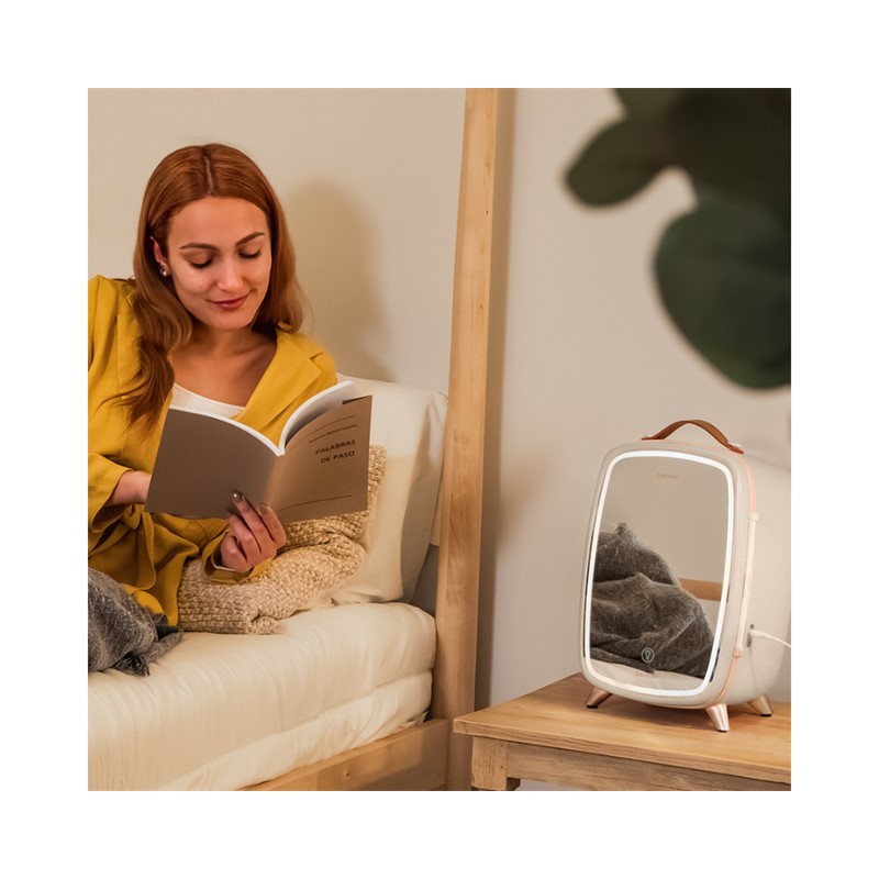 Mini hladilnik za kozmetiko Cecotec CoolingBeauty 6000 Mirror