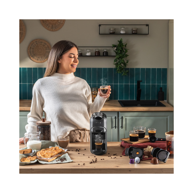 Kavni aparat Cecotec FreeStyle Compact